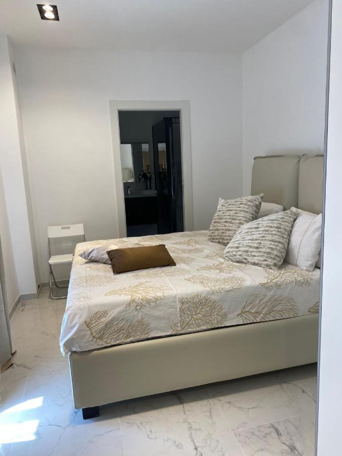Appartamento Via Del Corso Рим Экстерьер фото